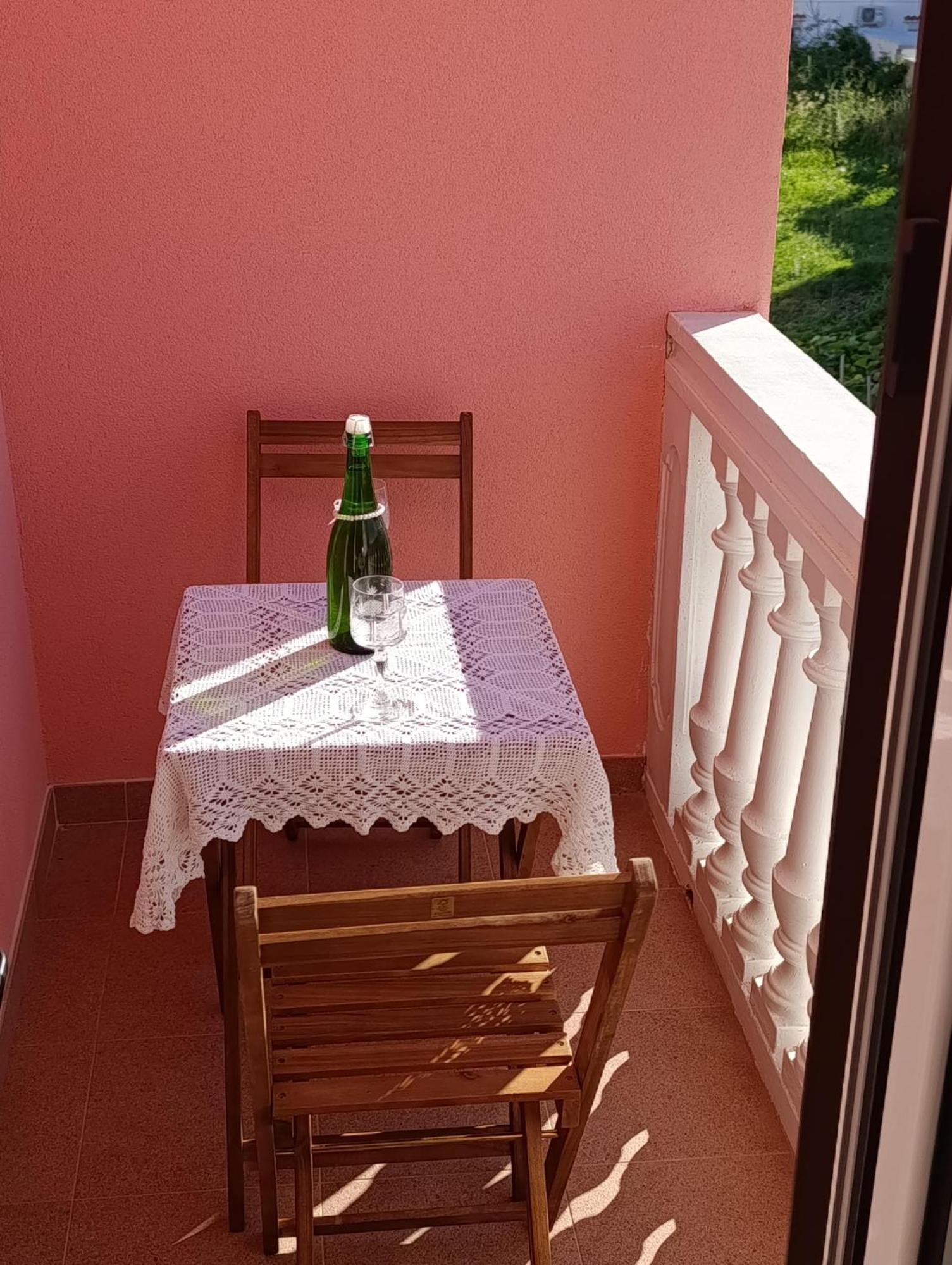 Apartmani Peko Pag Town Eksteriør billede
