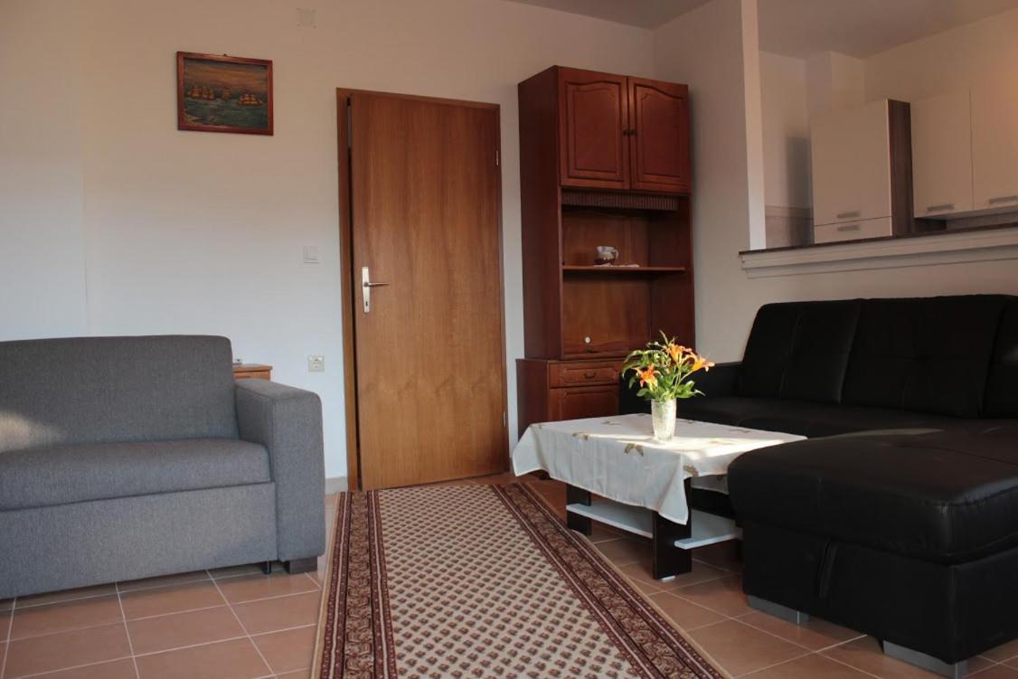 Apartmani Peko Pag Town Eksteriør billede
