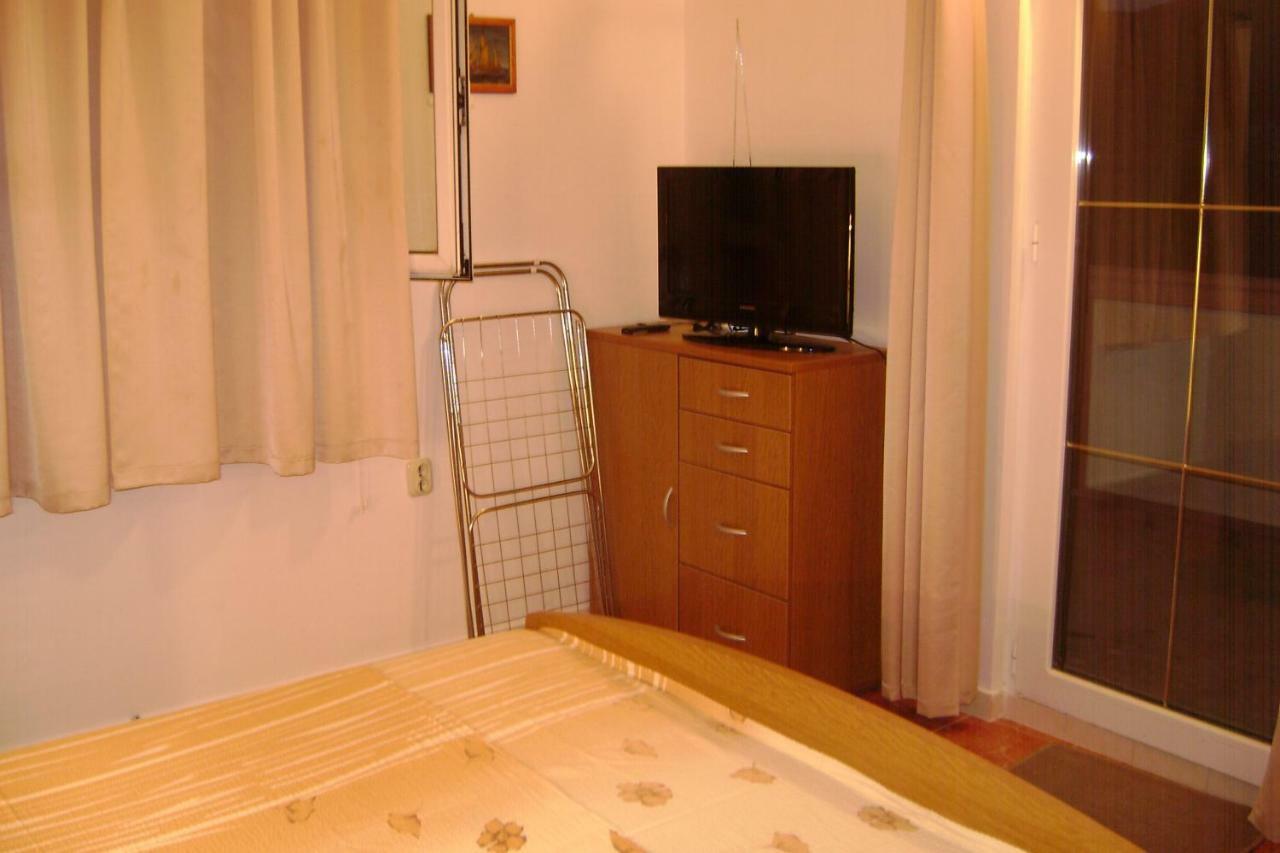 Apartmani Peko Pag Town Eksteriør billede