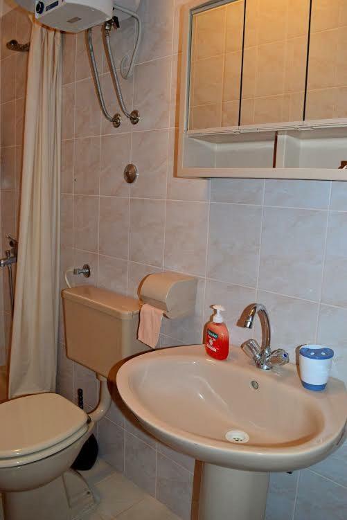 Apartmani Peko Pag Town Eksteriør billede